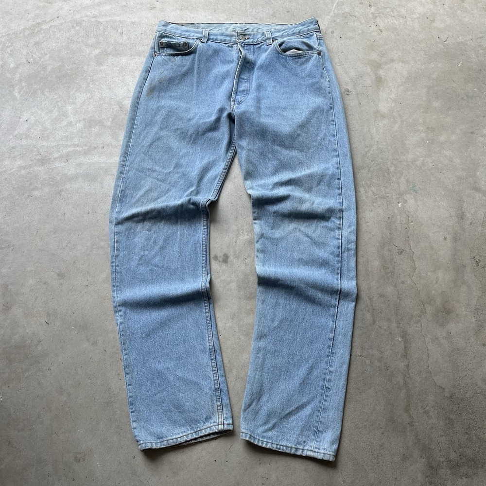 Vintage Levis 501 Jeans Mens 34x33 Light Blue Button Fly Straight USA Made 70s